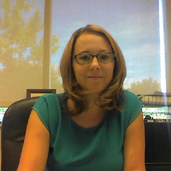 Meet your Posher, Tabatha - Picture 1 of 1
